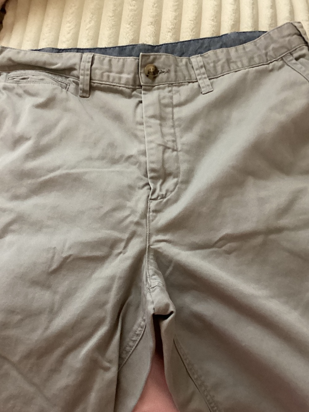 Ralph Lauren Men’s Flat Front Shorts in Light Khaki